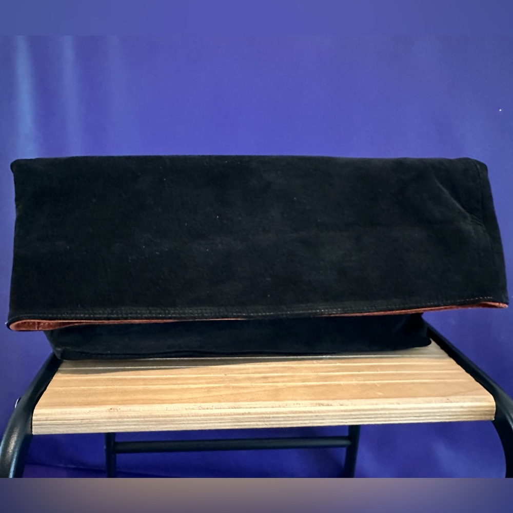 Donna Karan Vintage Slouchy Large Hobo clutch bag in Suede black/ rust